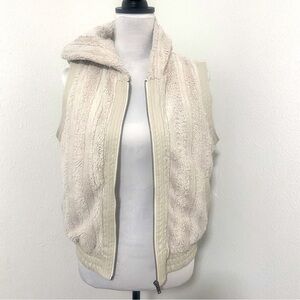 Maurices Faux Fur Hooded Vest size Large